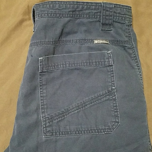 Columbia Omnishield Shorts size 34 x 11 - Picture 1 of 3